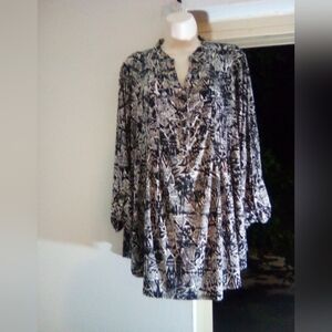Comfortable fit size 1XL ROZ & ALI blouse